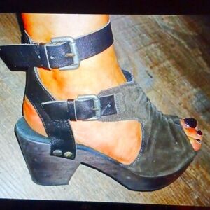 Free people chunky heels
